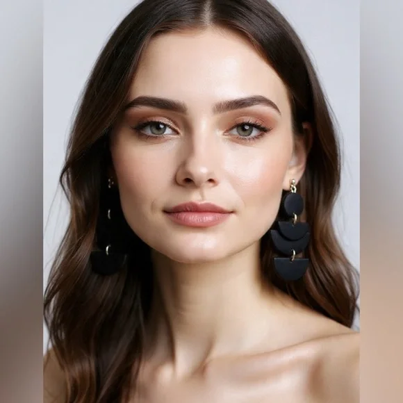 Black Boho Drop Geometric - Handmade Earrings - Picture 4 of 4